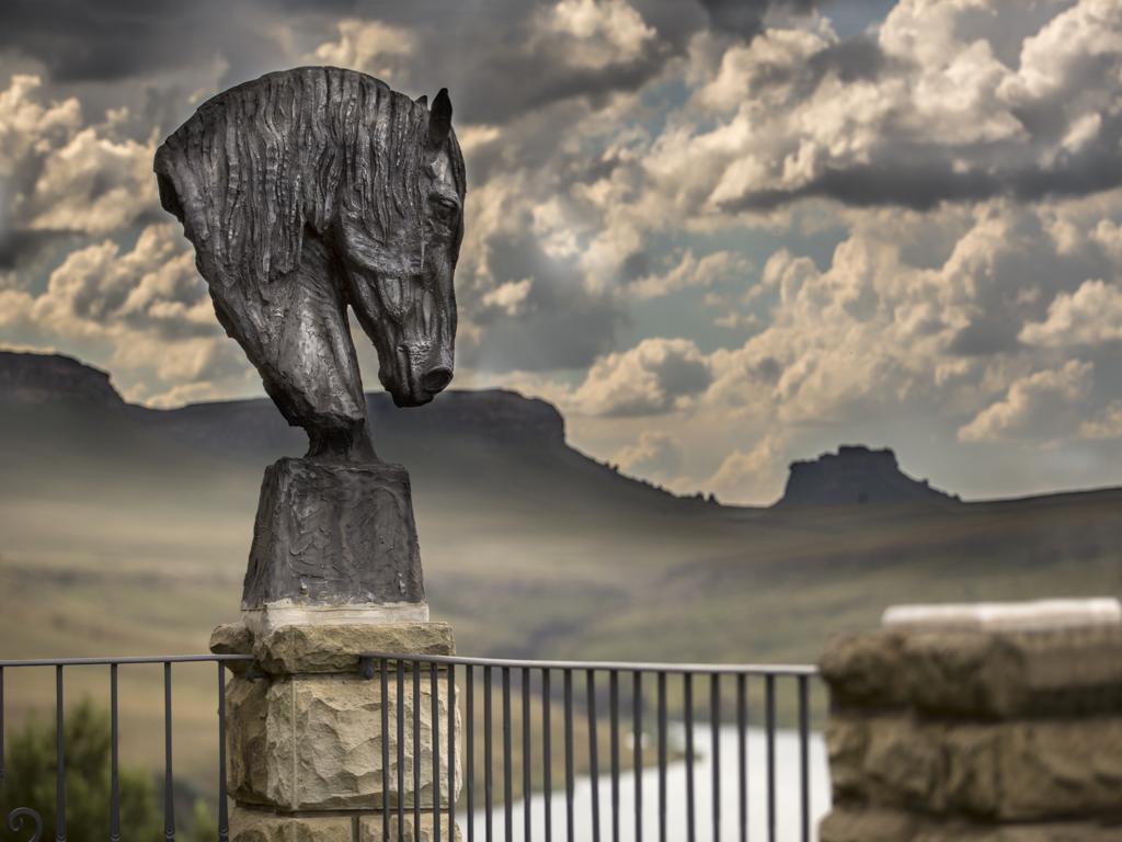 Wild Horses Lodge Harrismith Extérieur photo